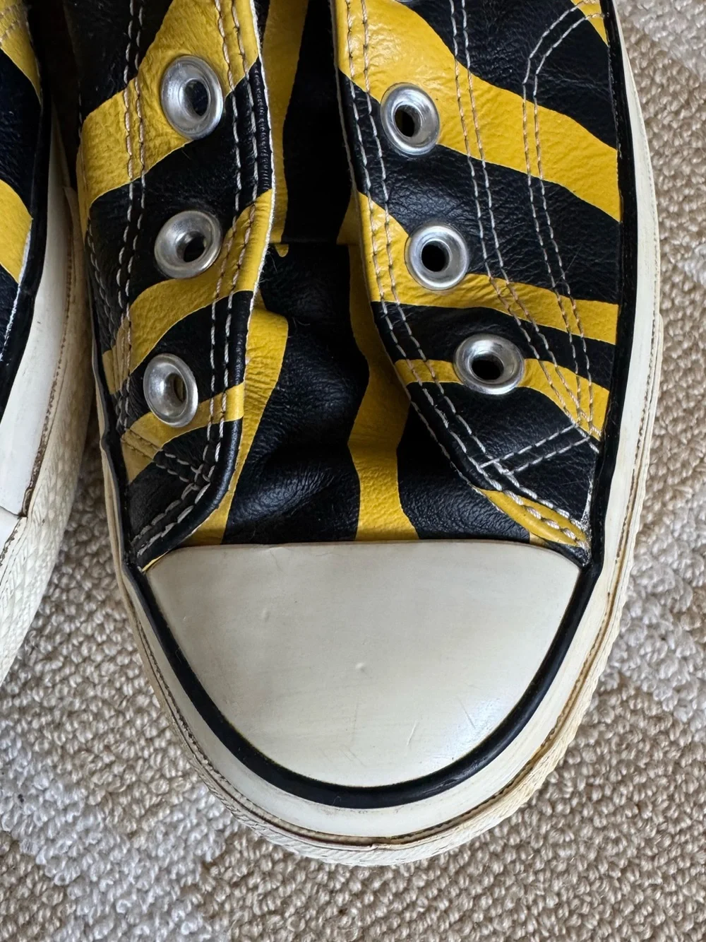 Converse Chuck Taylor Tiger Stripe Leather High Top Sneakers Streetwear Men’s 11 - Picture 13 of 14